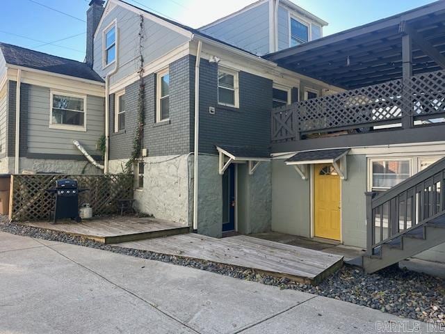 Building Photo - 1305 Stratford Ave