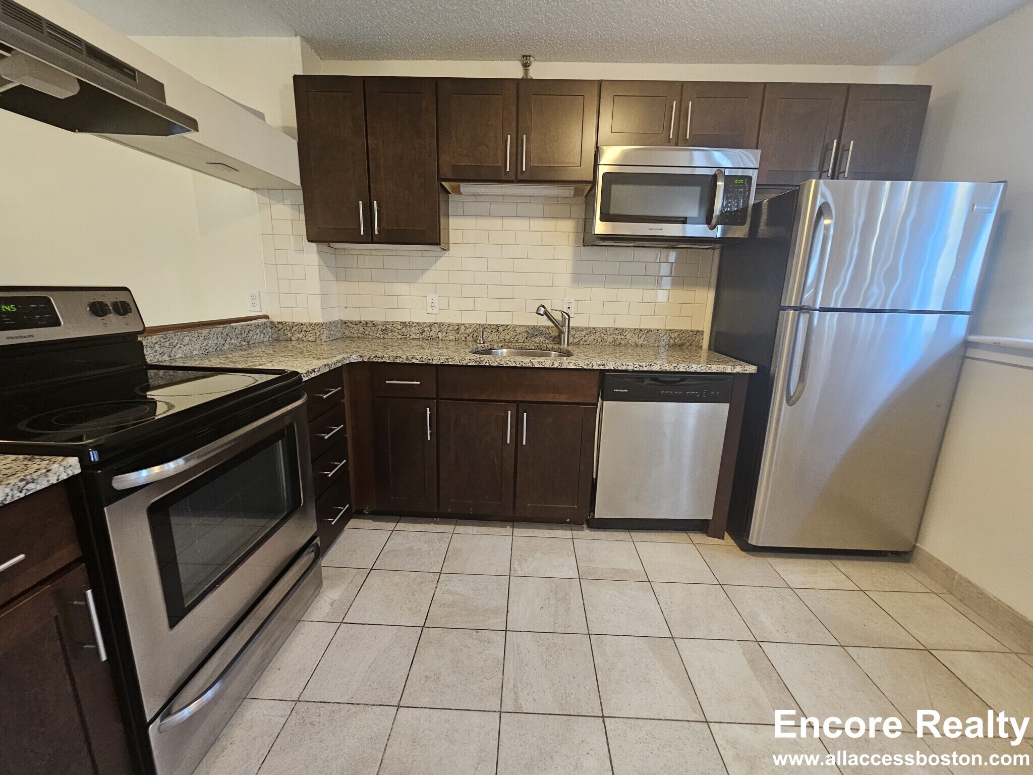 Building Photo - 150 North Beacon St