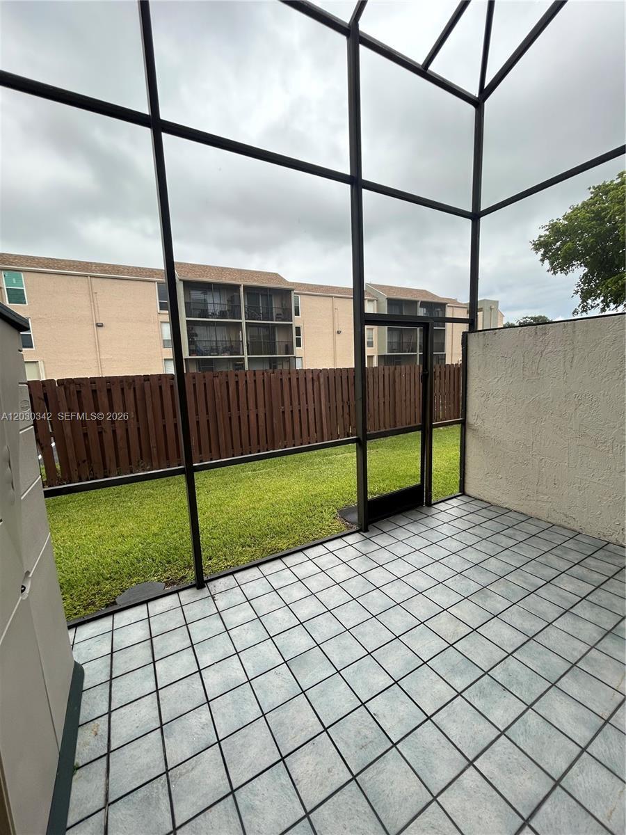 Building Photo - 4401 SW 70th Ter