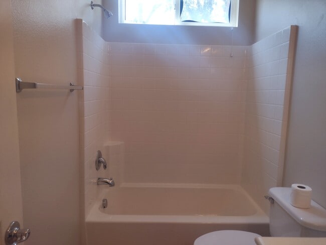 Building Photo - 8256 Triplett Ln