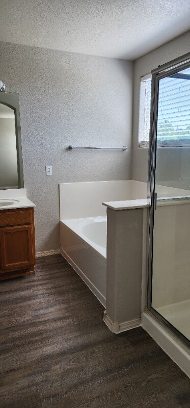 Building Photo - 6432 Los Pueblos Pl NW