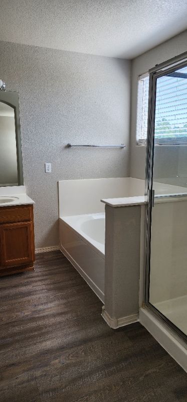 Building Photo - 6432 Los Pueblos Pl NW