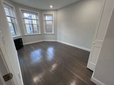 Building Photo - 105 Jersey St