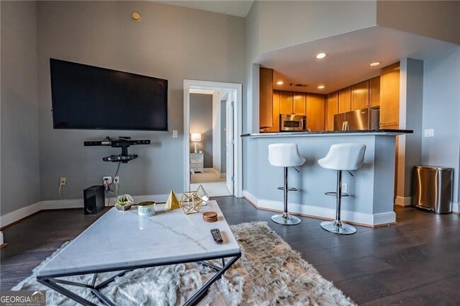 Building Photo - 285 Centennial Olympic Park Dr NW