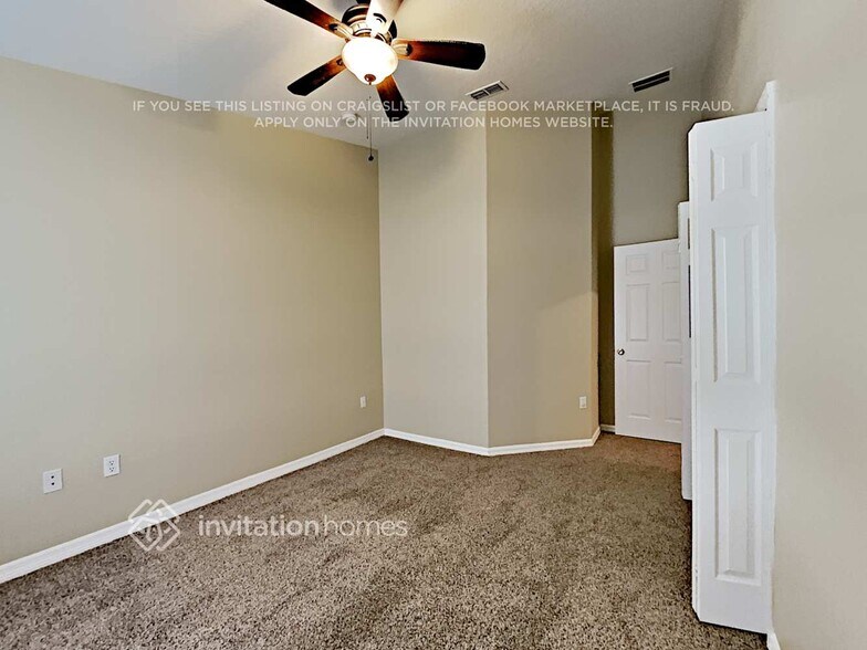 Building Photo - 1260 Creekview Ct