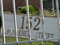Building Photo - 152 Florence St