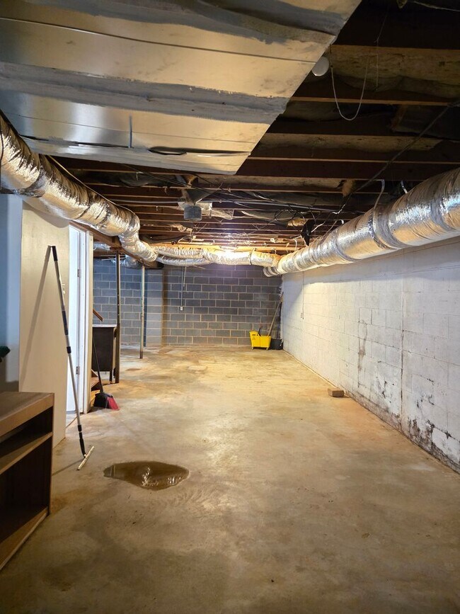 Building Photo - 112 Powder Horn Rd