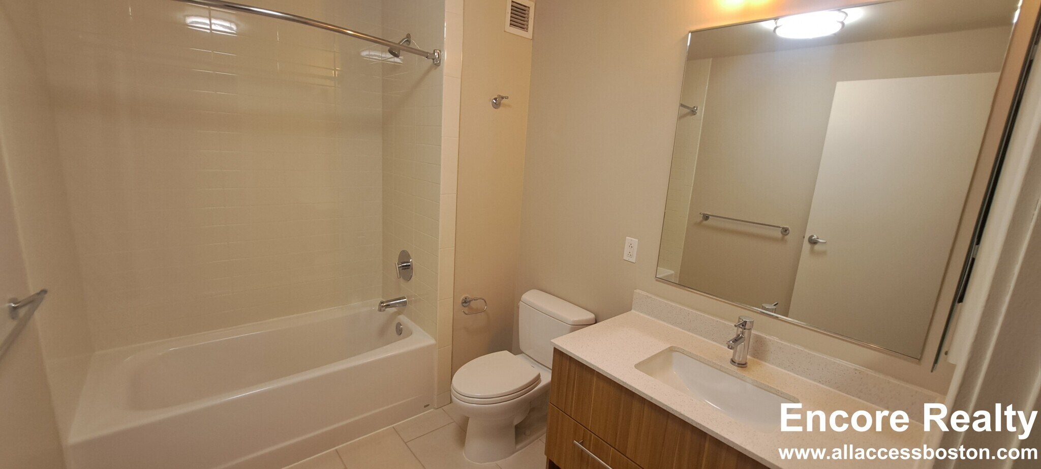 Building Photo - 665 Washington St