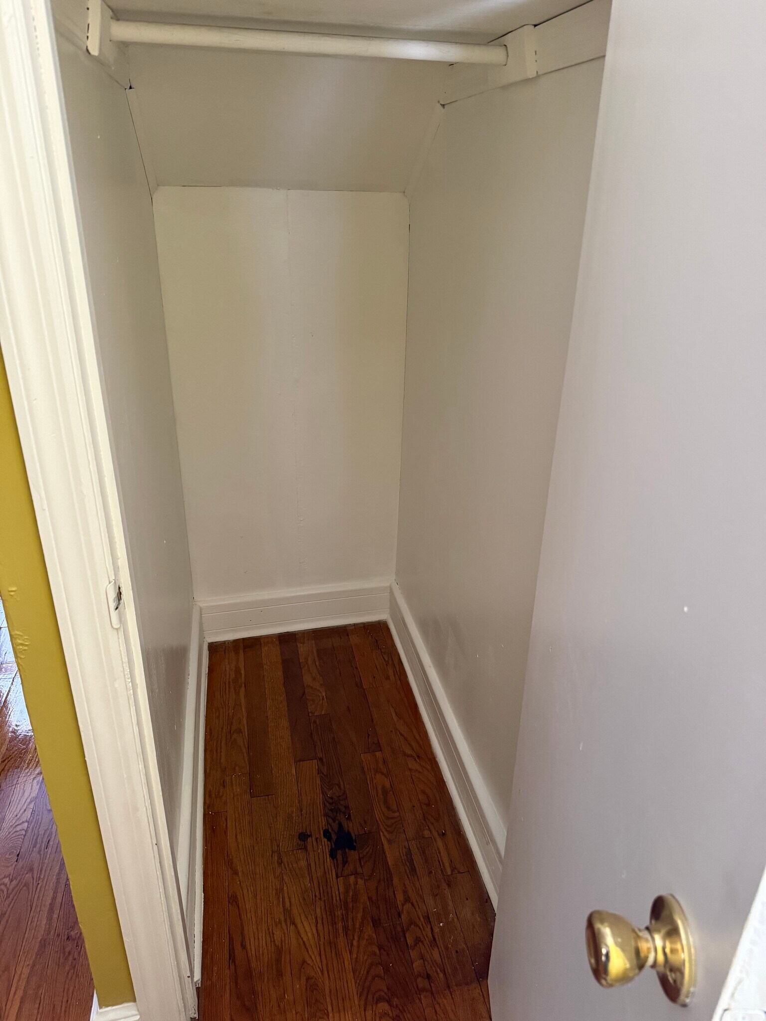 Building Photo - 214 Columbia St