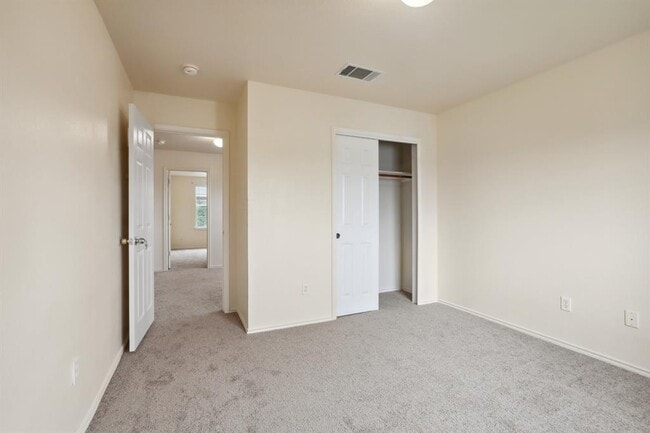 Building Photo - 11725 Timber Heights Dr