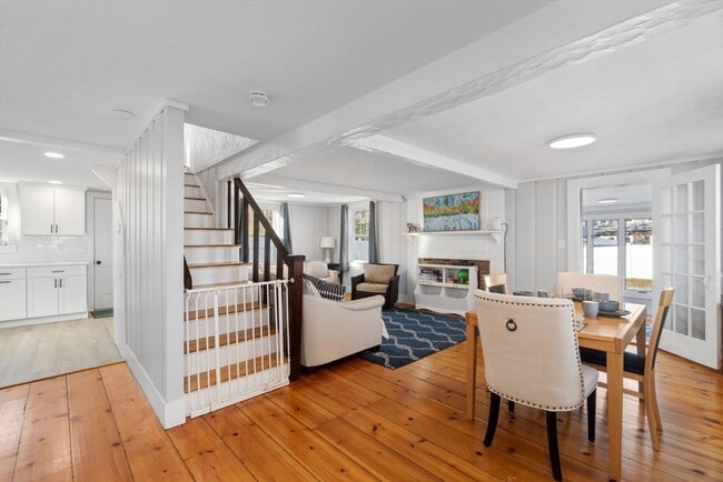 Building Photo - 32 Woodside Ave
