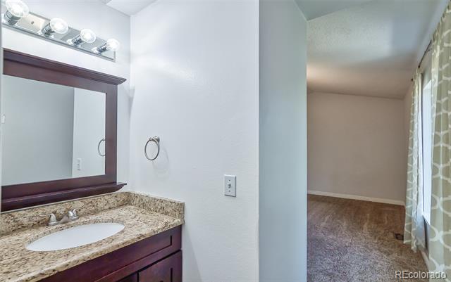 Building Photo - 1025 Brittany Way