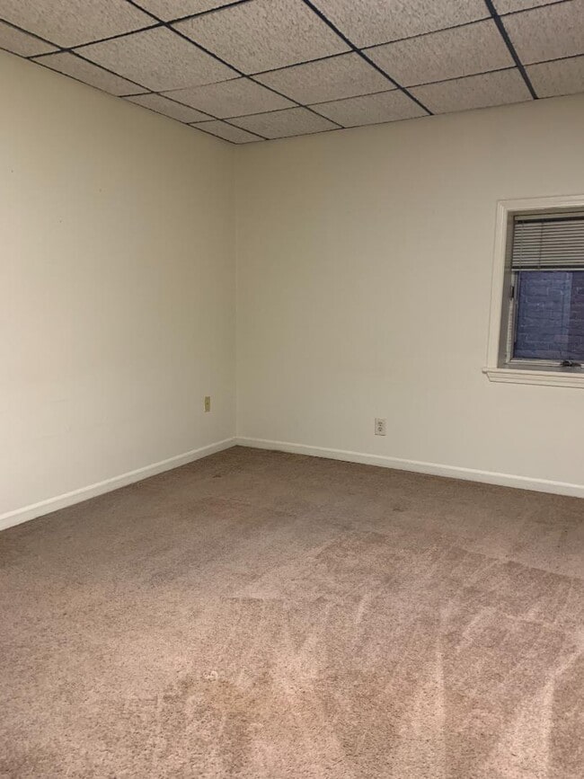 Building Photo - 226 W Michigan Ave