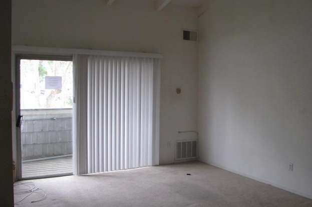 Building Photo - 6351 Riverside Dr