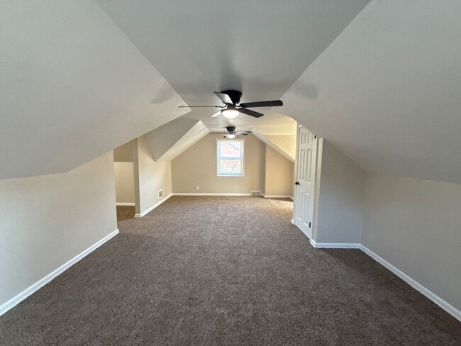 Building Photo - Fully Renovated 3-Bedroom Home – Move-In R...