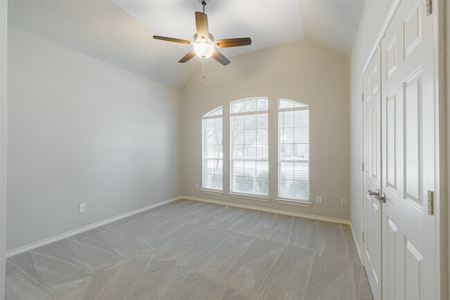 Building Photo - 11102 Dawson Springs Dr