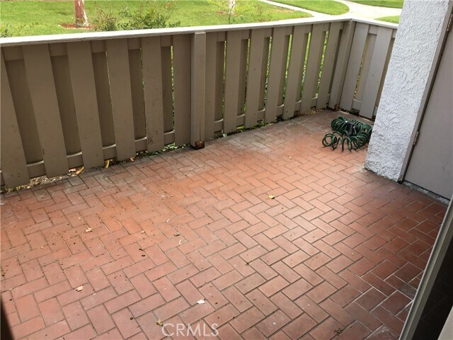 Building Photo - 2871 S Fairview St