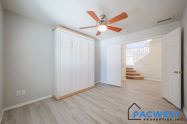 Building Photo - Welcome to your new home in Surprise!