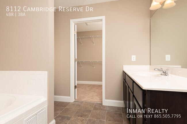 Building Photo - 8112 Cambridge Reserve Dr