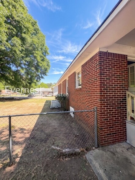 Building Photo - 47 Scott Terrace