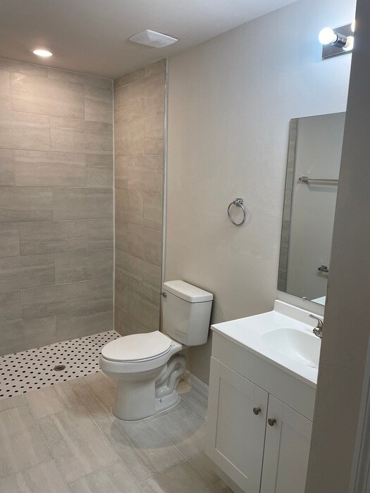 Building Photo - SE Cape Coral Rental Unit