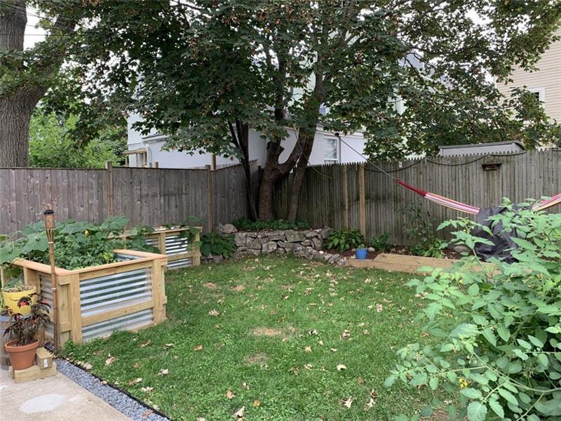Back Yard 1 - 9 Tyler St