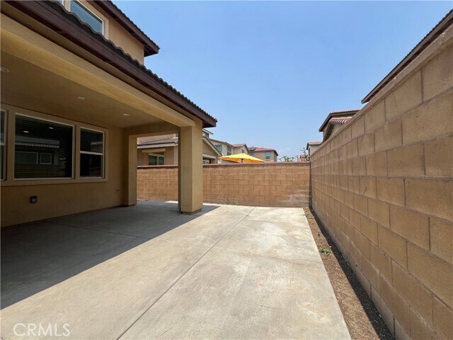 Building Photo - 4867 S Avocado Trail