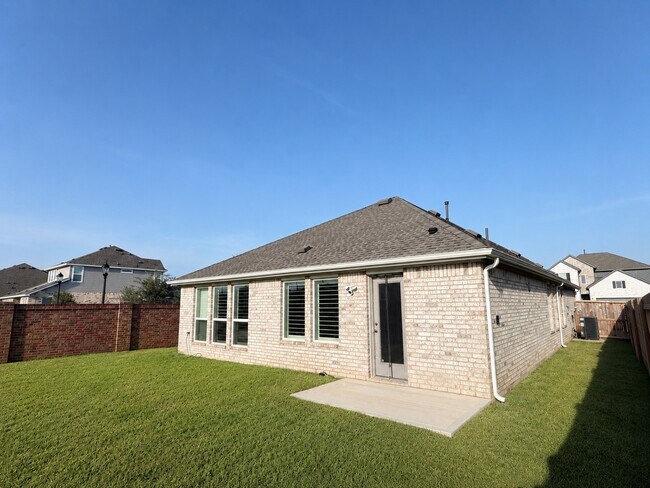 Building Photo - 3004 Pintail Green Dr