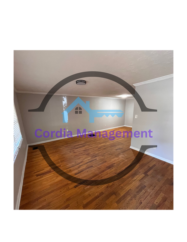 Building Photo - ALL ELECTRIC 3 BR 1.5 Bath Home in College...