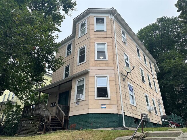 Primary Photo - 14 Hooper St