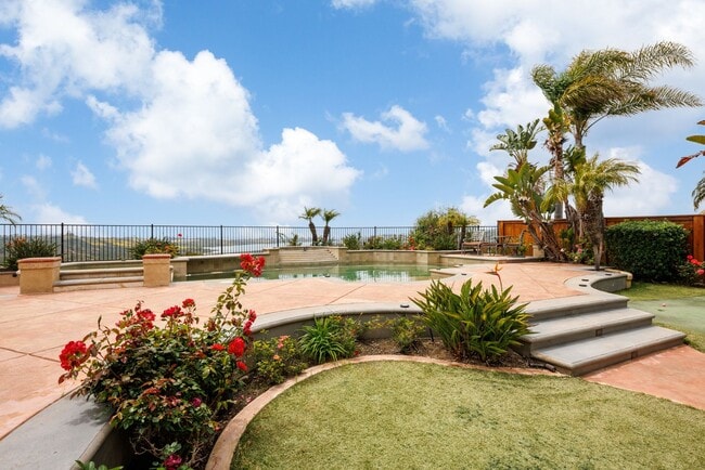Building Photo - Ocean View Oasis - Saltwater Pool & Spa, P...