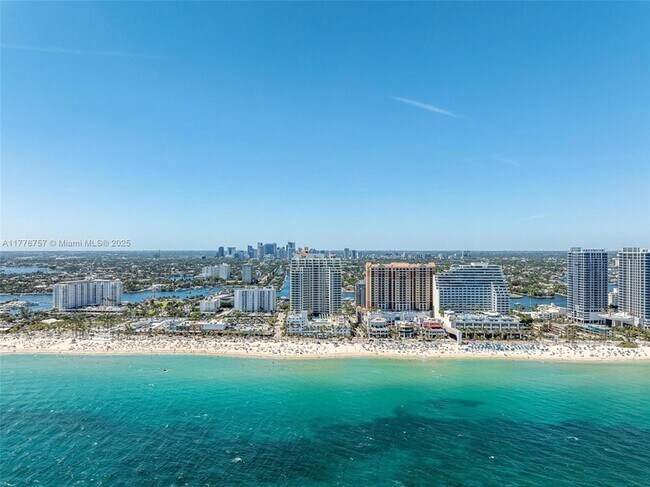 Building Photo - 101 S Fort Lauderdale Beach Blvd