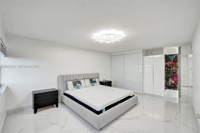 Building Photo - 1201 S Ocean Dr