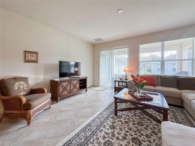 Building Photo - 720 Parkmont Pl