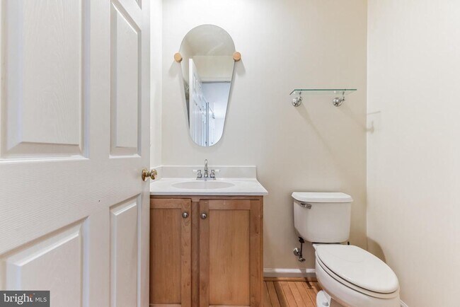 Building Photo - 4 Hogan Way