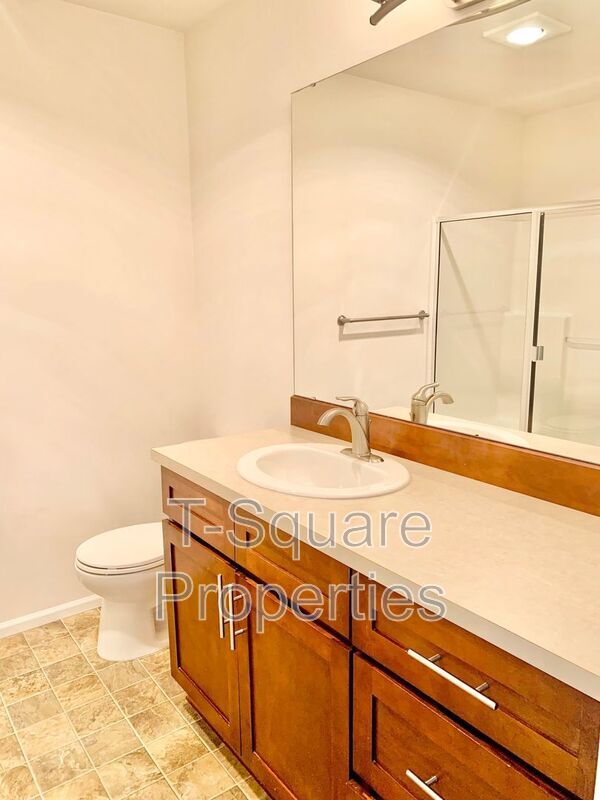 Building Photo - 13417 45th Dr SE