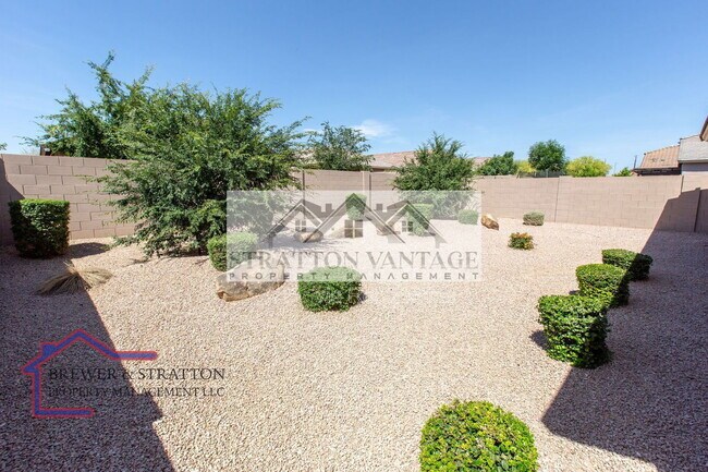 Building Photo - 4118 E Hoot Owl Trail