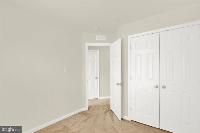 Building Photo - 4706 Wineleaf Ln