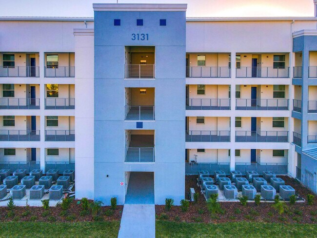 Building Photo - 3131 Paradox Cir
