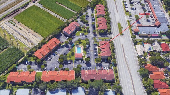 Building Photo - 15701 SW 137th Ave