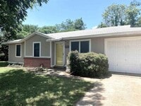 Building Photo - 1442 Deville St