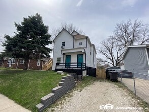 Building Photo - 3916 9th St