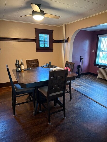 Building Photo - 18 Fairfield Ave