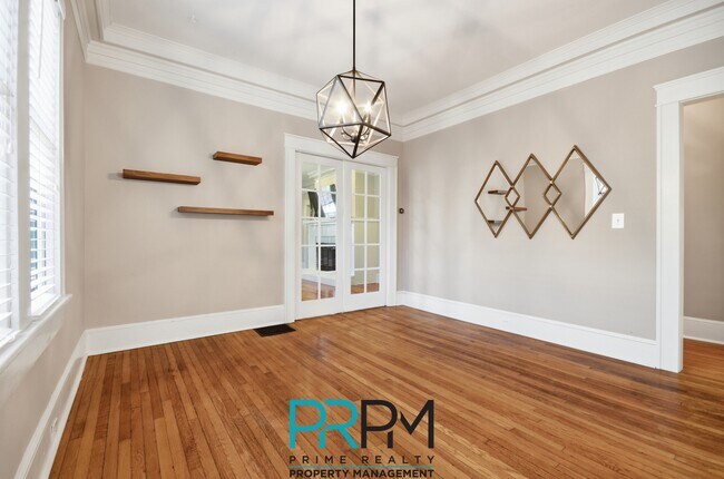 Building Photo - 24 Tindal Ave