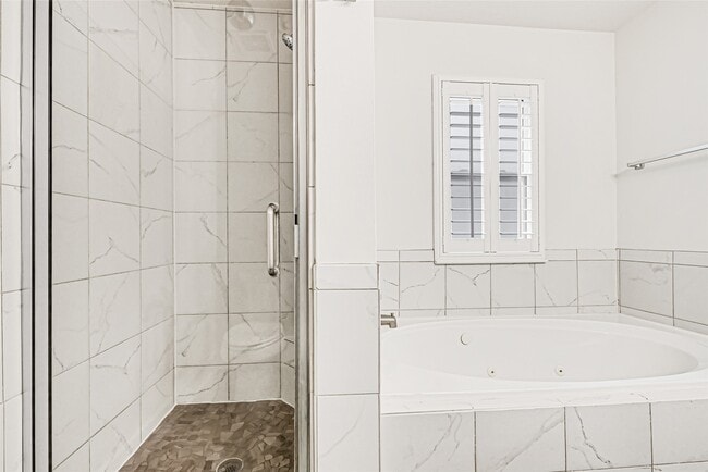 Building Photo - 6222 Spruce Bough Ct