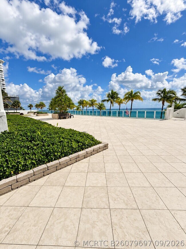 Building Photo - 1360 S Ocean Blvd