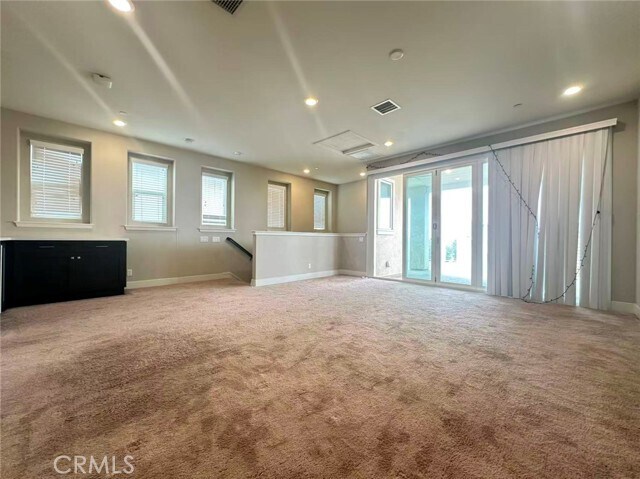 Building Photo - 140 Crossover