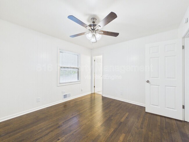 Building Photo - 4206 Vineyard Rd