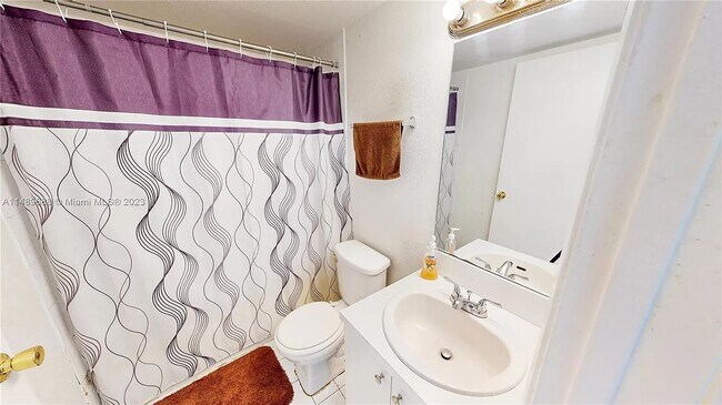 Building Photo - 15390 SW 76th Ter