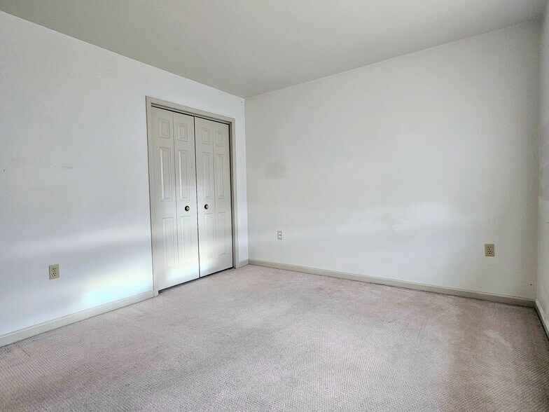 Building Photo - 66 Muddy Creek Church Rd